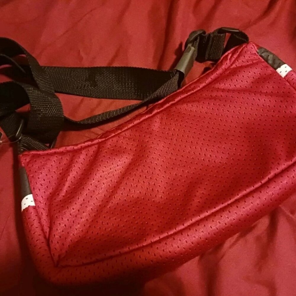 Licenced NFL Atlanta Falcons Womans Black and Red Shoulder Bag with Tag - Picture 2 of 7